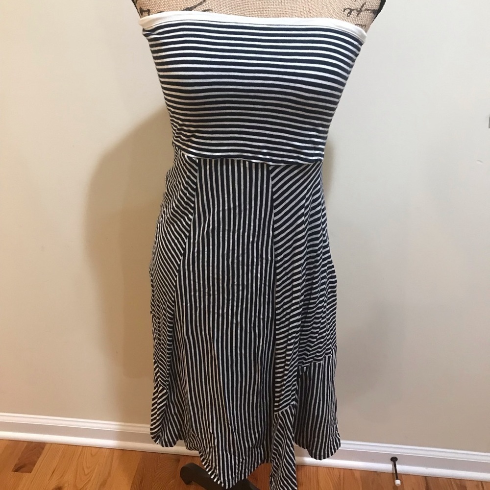 🦅American Eagle Sleeveless Dress